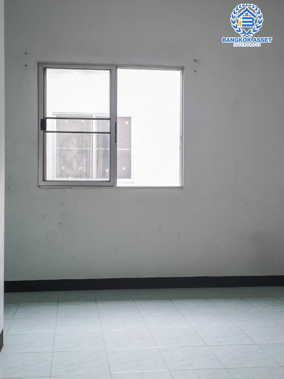 *****ทาวน์เฮ้าส์มือสอง ม.รินทิชา แพรกษา เนื้อที่กว้าง 17 ตร.ว. พร้อมฟังก์ชัน 2 ห้องนอน 2 ห้องน้ำ ที่จอดรถ 1 คัน บนทำเลแห่งการเดินทาง เชื่อมต่อ ถ.แพรกษา ถ.สุขุมวิท และถ.เทพารักษ์ ใกล้ทางด่วน "เทพารักษ์"